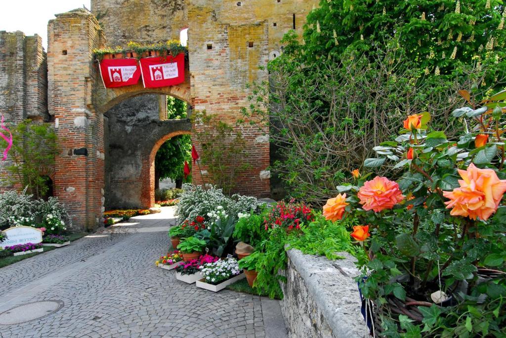 Castellaro Antica Dimora Dell'Ortolanoアパートメント エクステリア 写真