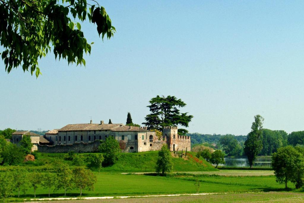 Castellaro Antica Dimora Dell'Ortolanoアパートメント エクステリア 写真